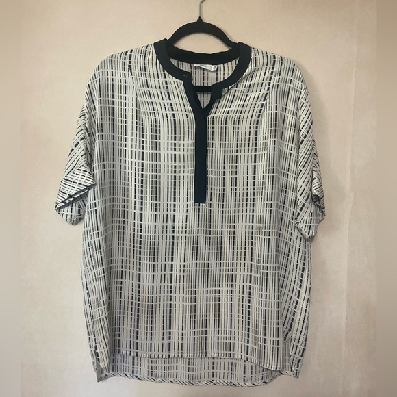 VINCE size 6 Interlace Print Silk Tunic Top Cuffed sleeve 100% silk EUC - Picture 3 of 11